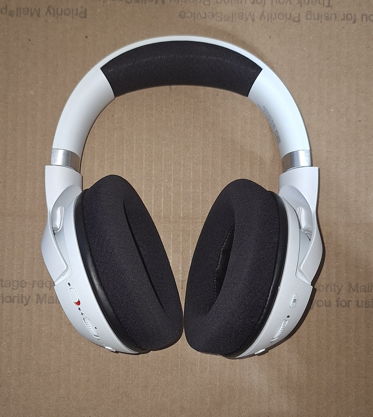 Razer Kaira Pro Xbox Wireless Gaming (XBOX ONLY) (White)